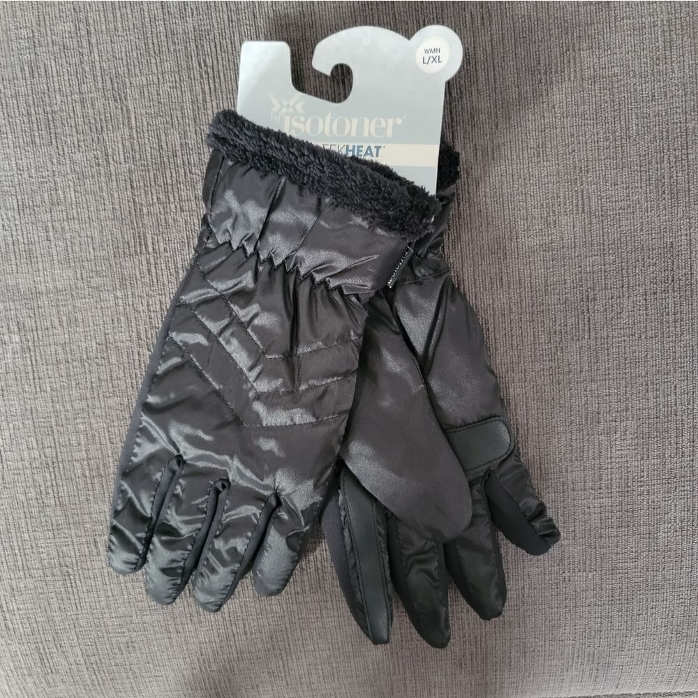 Isotoner SleekHeat Quilted pattern Gloves smarTouch® technology plush li… - Picture 4 of 12